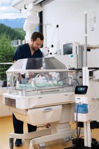 High flow oxygen therapy for neonatal patients in the ICU